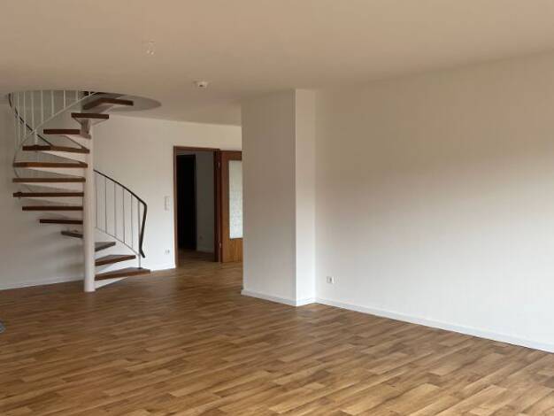Maisonette zur Miete 1.090 € 4 Zimmer 138,3 m² 5. Geschoss Galvanistraße 38 Gibitzenhof Weiterer Innenstadtgürtel Süd 90459