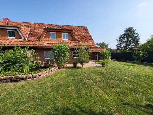 Doppelhaushälfte zum Kauf 279.000 € 4 Zimmer 121 m² 457 m² Grundstück frei ab 15.08.2026 Müden Müden (Aller) 38539