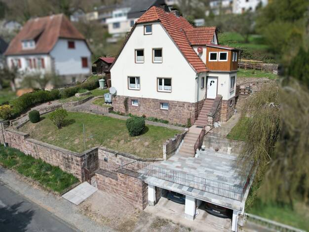 Einfamilienhaus zum Kauf 199.000 € 6 Zimmer 150 m² 685 m² Grundstück Am Hang 7A Bad Karlshafen Bad Karlshafen 34385