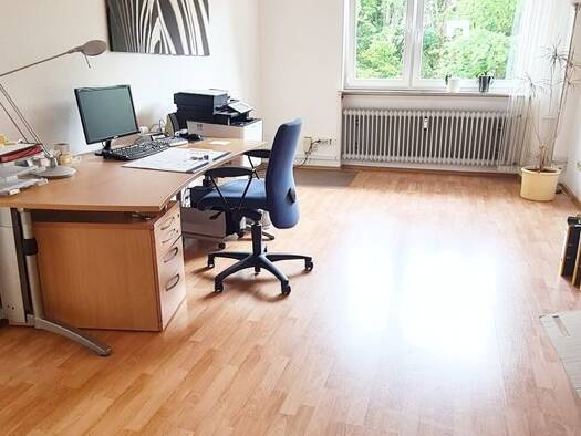 Büro zur Miete 600 € 3 Zimmer 61 m² Bürofläche Holzstraße 11 b Wiesbaden 65197