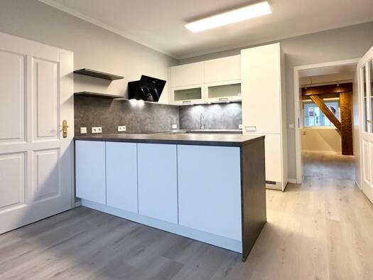 Wohnung zur Miete 1.250 € 4 Zimmer 130 m² Geschoss 1/2 frei ab sofort Schüsselmarkt 3 Bad Windsheim Bad Windsheim 91438