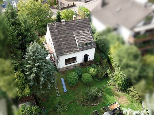 Einfamilienhaus zum Kauf 229.000 € 5 Zimmer 90,6 m² 978 m² Grundstück Hausen Hausen (Wied) 53547