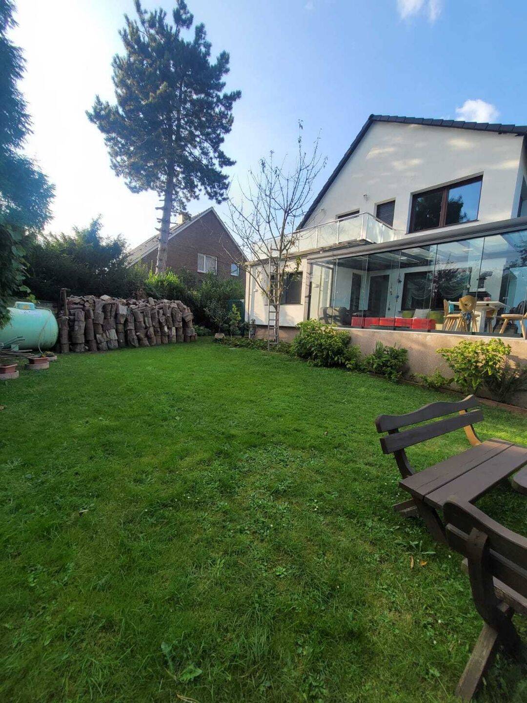 Einfamilienhaus zum Kauf - View 2