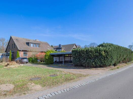 Haus zum Kauf 299.000 € 8 Zimmer 195,1 m² 853 m² Grundstück Lohe-Föhrden 24806