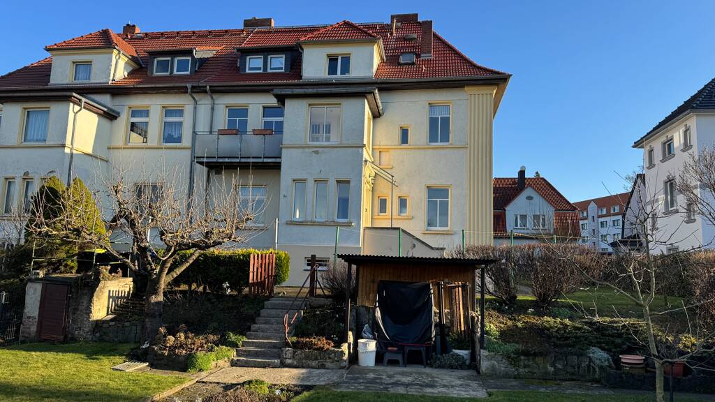 Haus zum Kauf 299.000 € 11 Zimmer 250 m² 1.030 m² Grundstück frei ab sofort Lessingstraße 6 Bernburg 06406