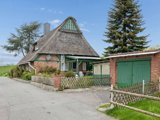 Einfamilienhaus zum Kauf 269.000 € 6 Zimmer 140 m² 4.059 m² Grundstück Moorrege 25436