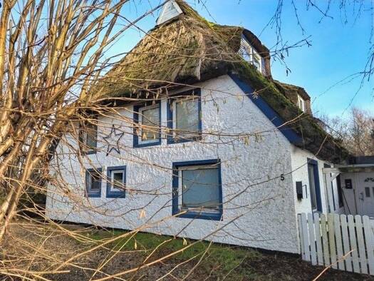 Mehrfamilienhaus zum Kauf provisionsfrei 149.000 € 7 Zimmer 260 m² 2.592 m² Grundstück Pohnsdorf Pohnsdorf 24211