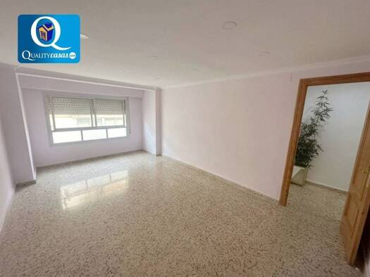 Wohnung zum Kauf 140.000 € 4 Zimmer 125 m² 6. Geschoss Gijón / Xixón 03100