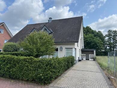 Doppelhaushälfte zum Kauf 359.000 € 5 Zimmer 133,5 m² 323 m² Grundstück frei ab 31.08.2025 Nienborg Heek 48619