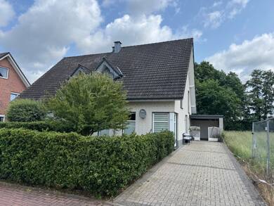 Doppelhaushälfte zum Kauf 359.000 € 5 Zimmer 133,5 m² 323 m² Grundstück frei ab 31.08.2025 Nienborg Heek 48619
