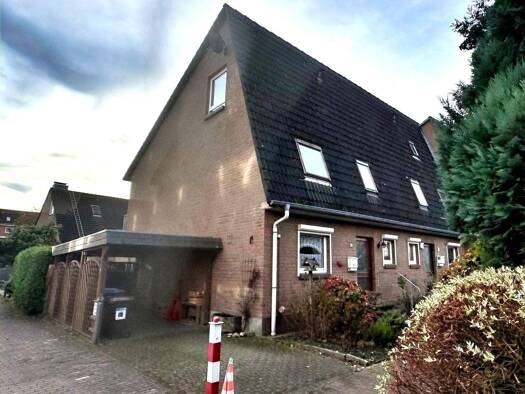 Reihenendhaus zum Kauf 359.000 € 5 Zimmer 145 m² 260 m² Grundstück frei ab sofort Lauenburg/Elbe 21481