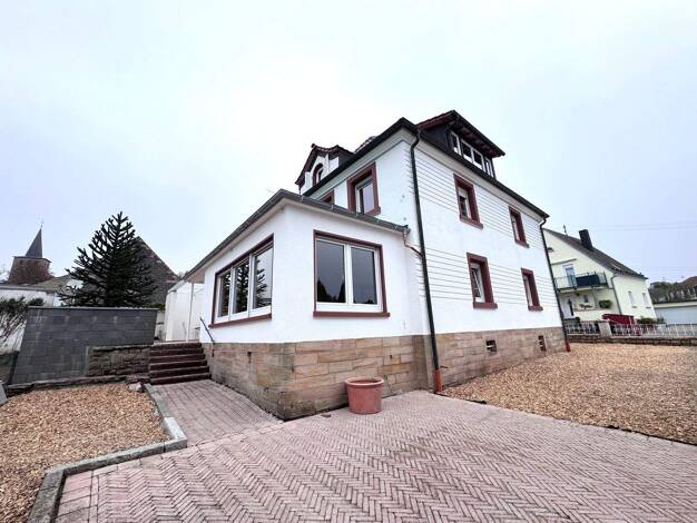 Einfamilienhaus zum Kauf 290.000 € 7 Zimmer 230 m² 800 m² Grundstück Leimen 66978