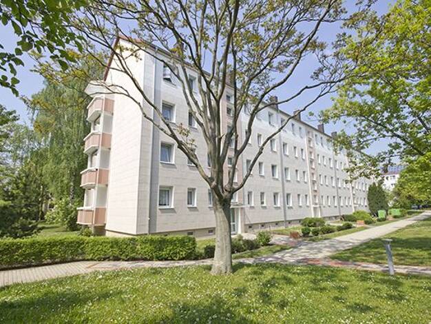Wohnung zur Miete 422 € 3 Zimmer 58,5 m² 4. Geschoss Warschauer Straße 21 Südstadt Süd 06130