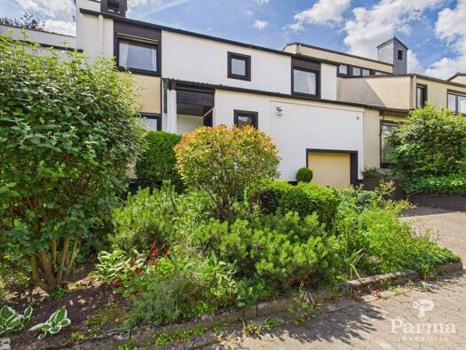 Reihenmittelhaus zum Kauf 395.000 € 5 Zimmer 204 m² 437 m² Grundstück Düren 52349