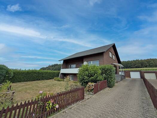 Einfamilienhaus zum Kauf 350.000 € 7 Zimmer 162,7 m² 847 m² Grundstück frei ab sofort Börninghausen Preußisch Oldendorf 32361