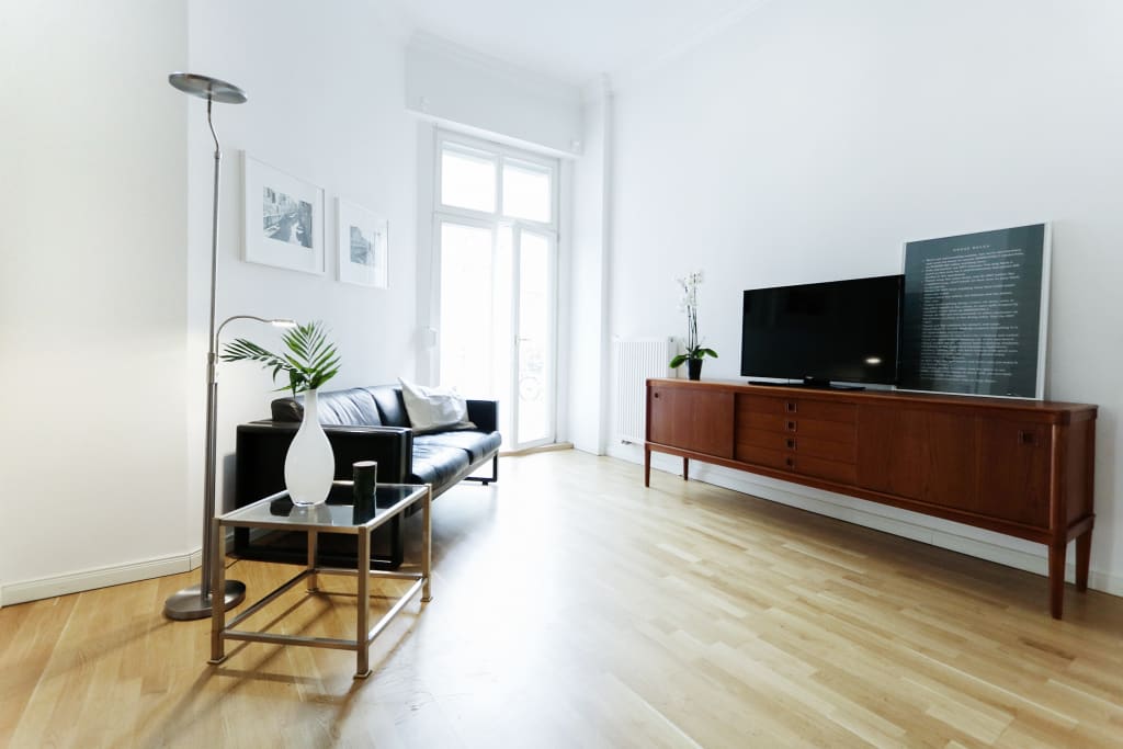 Wohnung zur Miete Wohnen auf Zeit 2.850 € 3 Zimmer 83 m²<br/>Wohnfläche 01.05.2025<br/>Verfügbarkeit Greifswalder Straße Prenzlauer Berg Berlin 10405