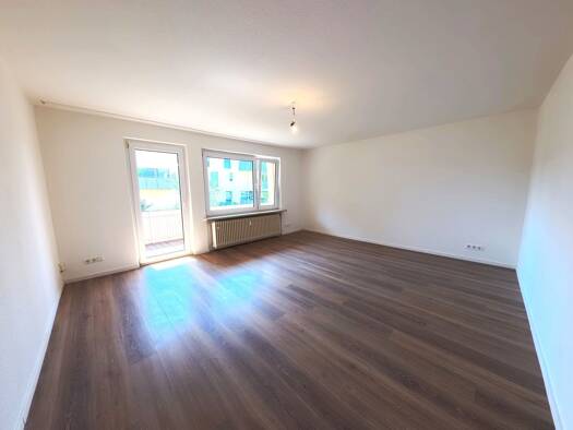 Wohnung zum Kauf 185.000 € 3 Zimmer 77,9 m² 3 Geschosse frei ab sofort Grone Göttingen 37081