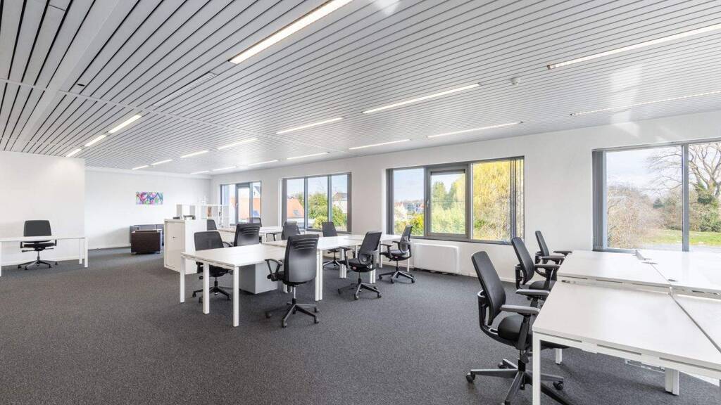 Bürofläche zur Miete provisionsfrei 819 € 10 m² Bürofläche Brüsseler Straße 1 Niederrad Frankfurt 60528