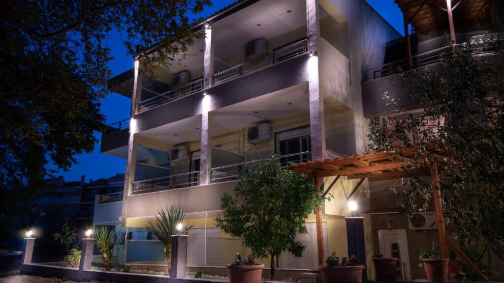 Hotel zum Kauf 2.600.000 € 12 Zimmer 400 m² Grundstück Kavala