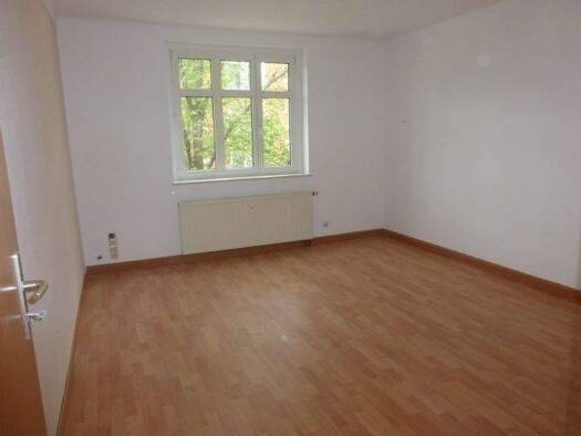 Wohnung zur Miete 450 € 3 Zimmer 70 m² 2. Geschoss Zeitz 06712