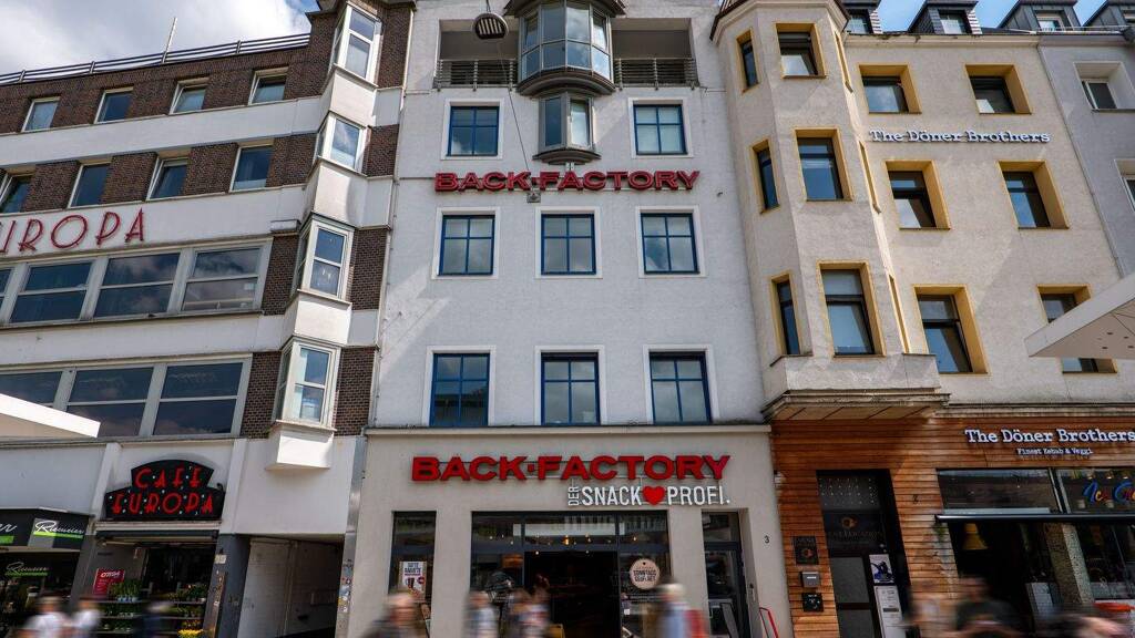 Wohnung zur Miete 610 € 2 Zimmer 60,5 m² 2. Geschoss frei ab 01.04.2026 Innenstadt Bielefeld 33602