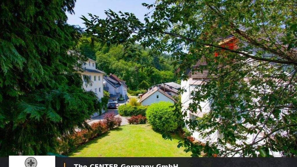 Haus zum Kauf 1.300.000 € 7 Zimmer 300 m² 680 m² Grundstück Balg Baden-Baden 76532