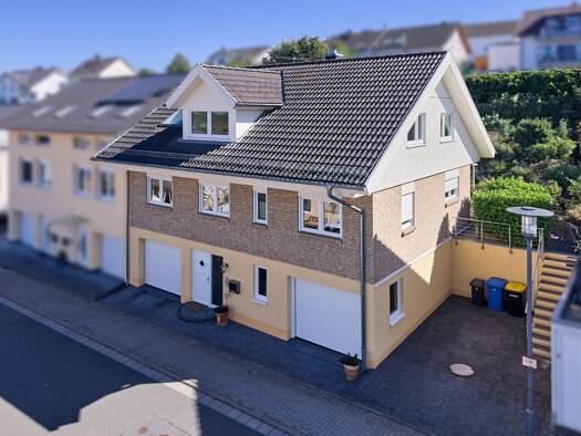 Doppelhaushälfte zum Kauf 645.000 € 5 Zimmer 150,4 m² 409 m² Grundstück frei ab 01.10.2026 Bad Schwalbach Bad Schwalbach 65307