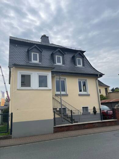 Haus zum Kauf 254.000 € 6 Zimmer 100 m² 356 m² Grundstück frei ab sofort Weilmünster Weilmünster 35789