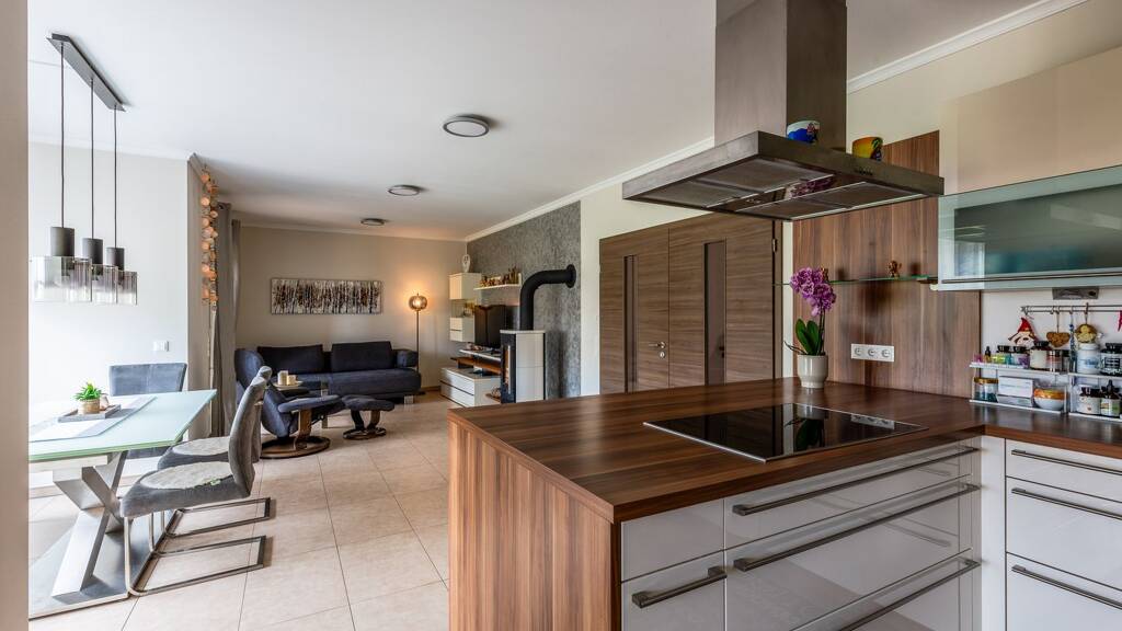 Einfamilienhaus zum Kauf 999.000 € 7 Zimmer 150 m² 1.070 m² Grundstück Ruhstorf Ruhstorf an der Rott 94099