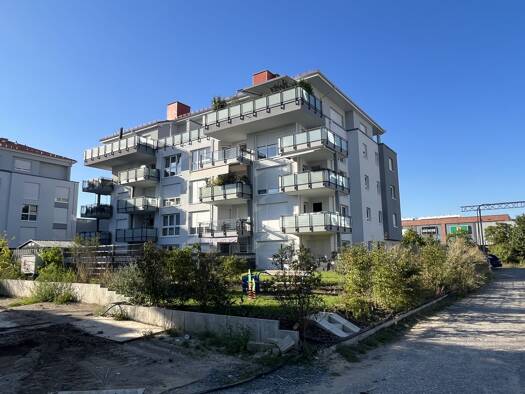 Wohnung zur Miete 850 € 2 Zimmer 72 m² Geschoss 1/5 frei ab sofort Königsteiner Allee Dietzenbach 63128