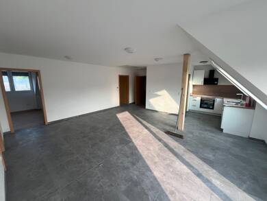 Wohnung zur Miete 1.100 € 3 Zimmer 101 m² Geschoss 2/2 frei ab sofort Tückelhäuser Straße 46 Ochsenfurt Ochsenfurt 97199