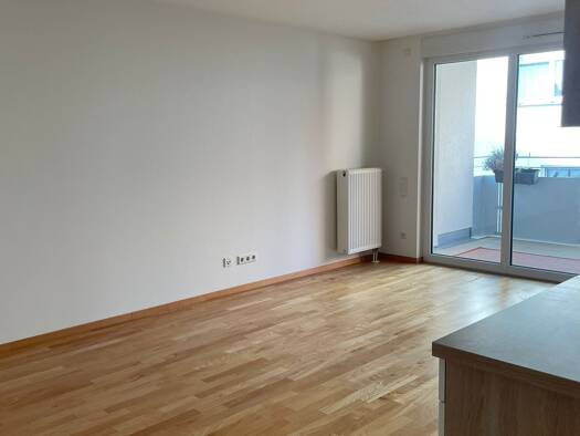 Wohnung zum Kauf provisionsfrei 320.000 € 3 Zimmer 69 m² Geschoss 2/5 frei ab sofort Karlstrasse Südstadt Fürth 90763