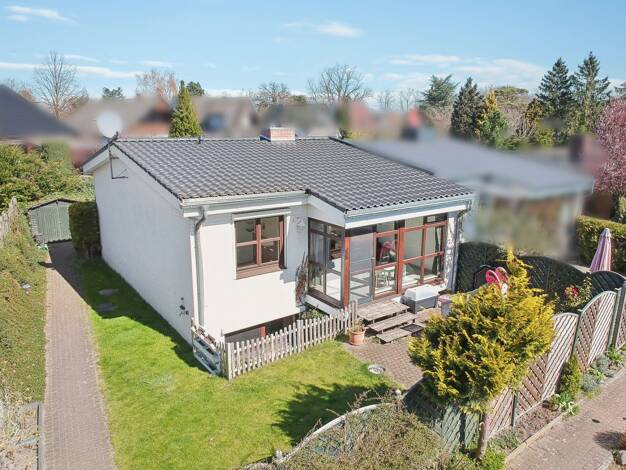 Doppelhaushälfte zum Kauf 499.000 € 5 Zimmer 122,7 m² 270 m² Grundstück Wedel 22880