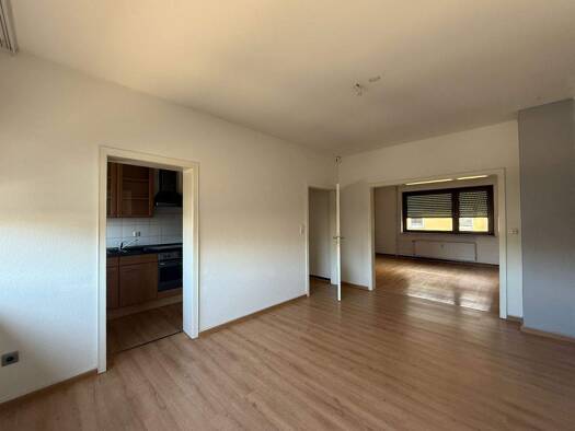 Wohnung zur Miete 820 € 4 Zimmer 86 m² frei ab sofort Pfalzel Trier 54293