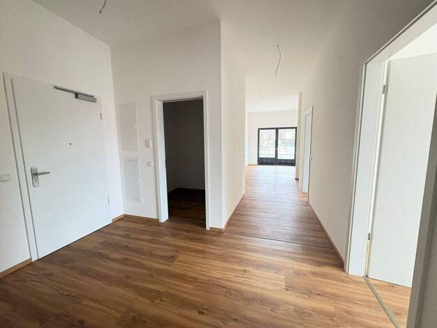 Wohnung zur Miete 1.160 € 4 Zimmer 105,4 m² EG frei ab sofort Straubing 94315