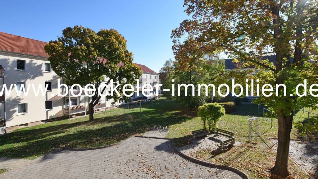 Wohnung zur Miete 300 € 2 Zimmer 52,2 m² Lucka 04613