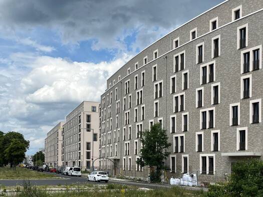 Wohnung zur Miete nur mit Wohnberechtigungsschein 999 € 4 Zimmer 86,9 m² 2. Geschoss frei ab sofort Daumstraße Haselhorst Spandau 13599