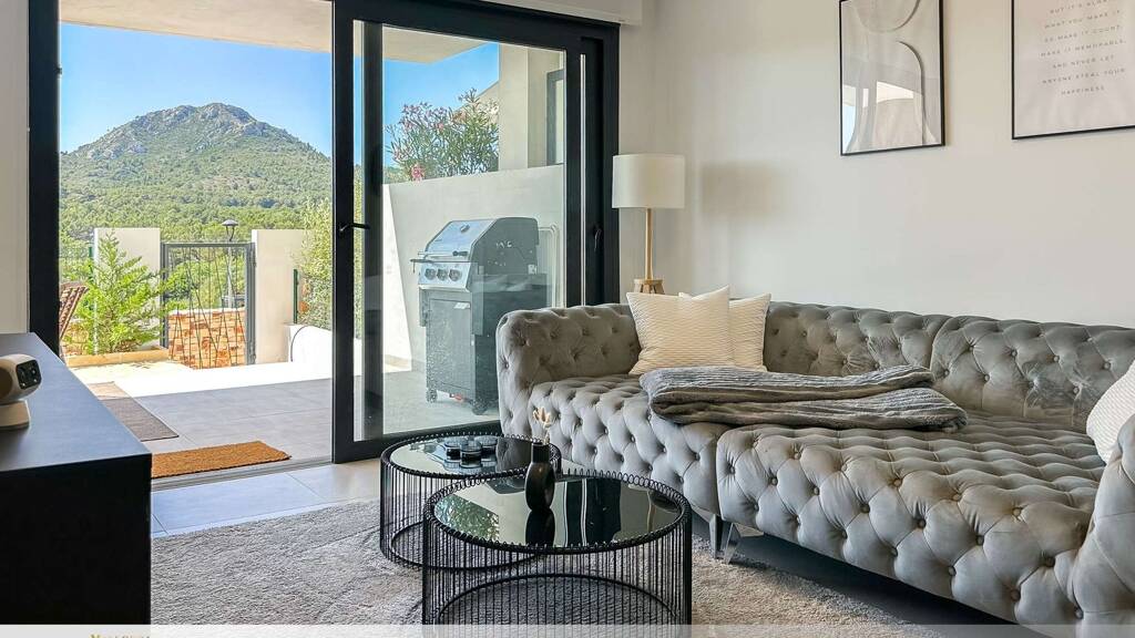 Wohnung zum Kauf 675.000 € 4 Zimmer 117 m² EG Font De Sa Cala 07589