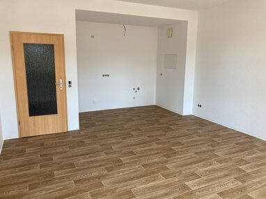 Wohnung zur Miete 375 € 2 Zimmer 74,1 m² 3. Geschoss Markt 6 Altstadt Gera 07545