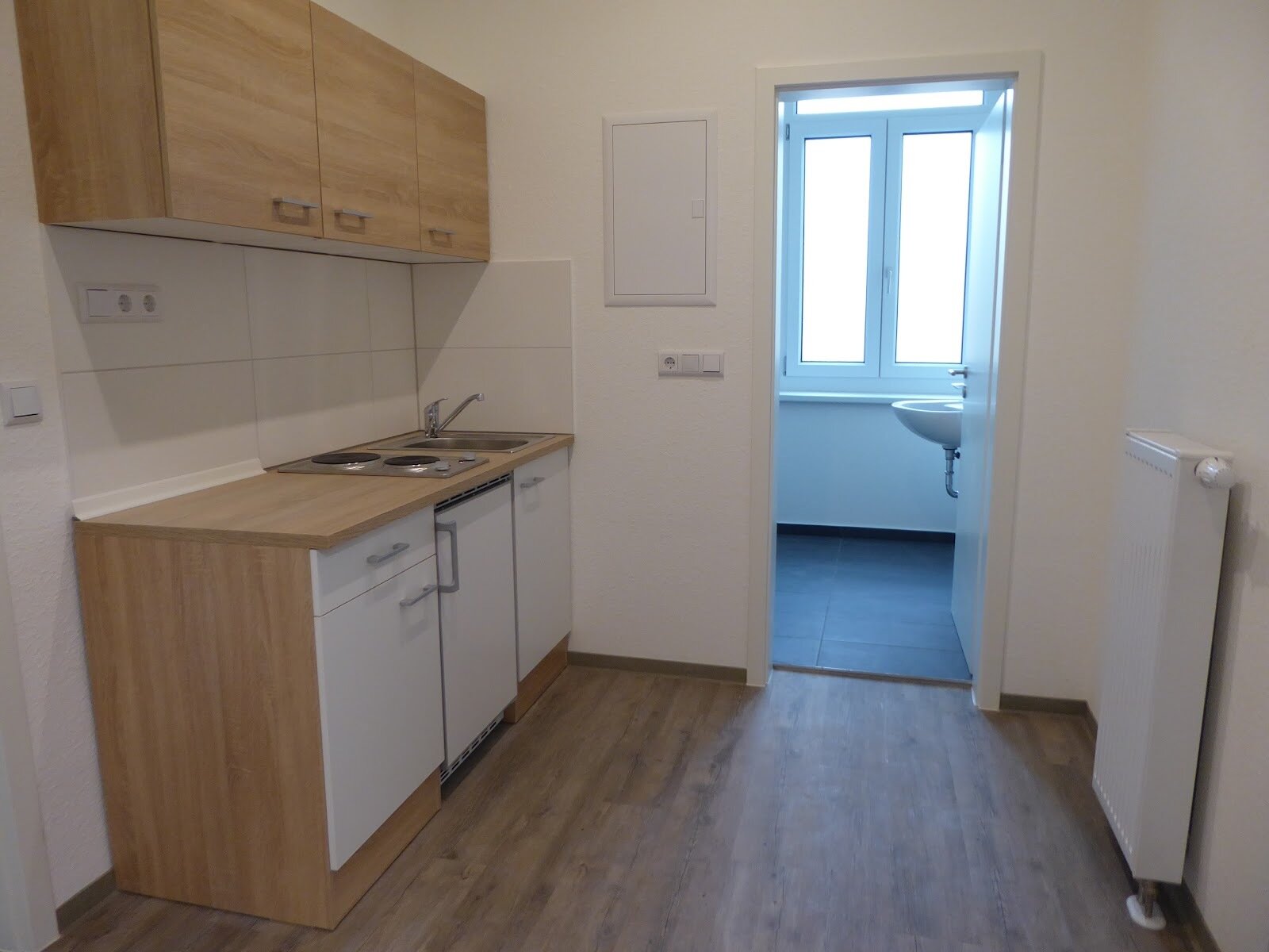 Wohnung zur Miete 293 € 2 Zimmer 39 m²<br/>Wohnfläche 1.<br/>Geschoss Theodor-Roemer-Straße 2 Bernburg Bernburg (Saale) 06406