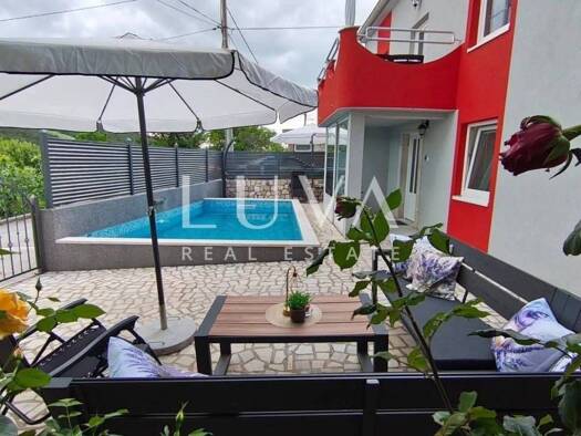 Haus zum Kauf 520.000 € 4 Zimmer 170 m² Krizisce, Kraljevica Kraljevica