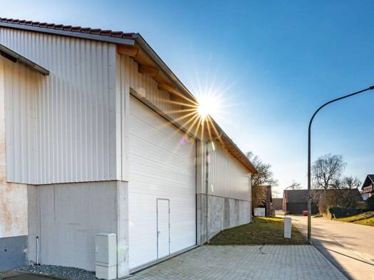 Lagerhalle zur Miete 230 m² Lagerfläche teilbar ab 150 m² Straßkirchen Straßkirchen 94342