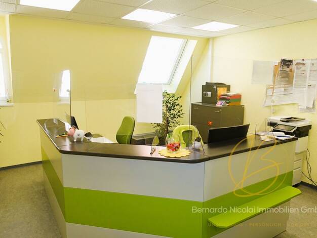 Praxis zur Miete 12 € 11 Zimmer 191 m² Bürofläche Großröhrsdorf Großröhrsdorf 01900