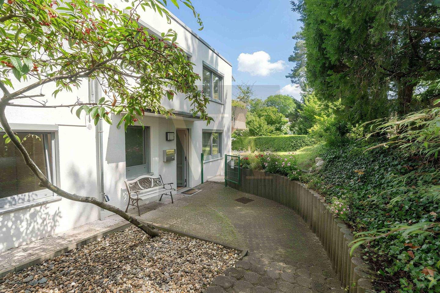 Property thumbnail 16