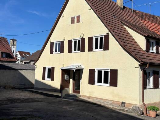 Bauernhaus zur Miete 965 € 5,5 Zimmer 125 m² 114 m² Grundstück frei ab sofort Gomaringen Gomaringen 72810