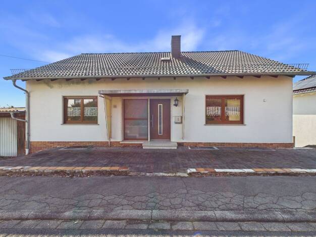 Einfamilienhaus zum Kauf 179.000 € 5 Zimmer 121,3 m² 853 m² Grundstück Süß Nentershausen 36214