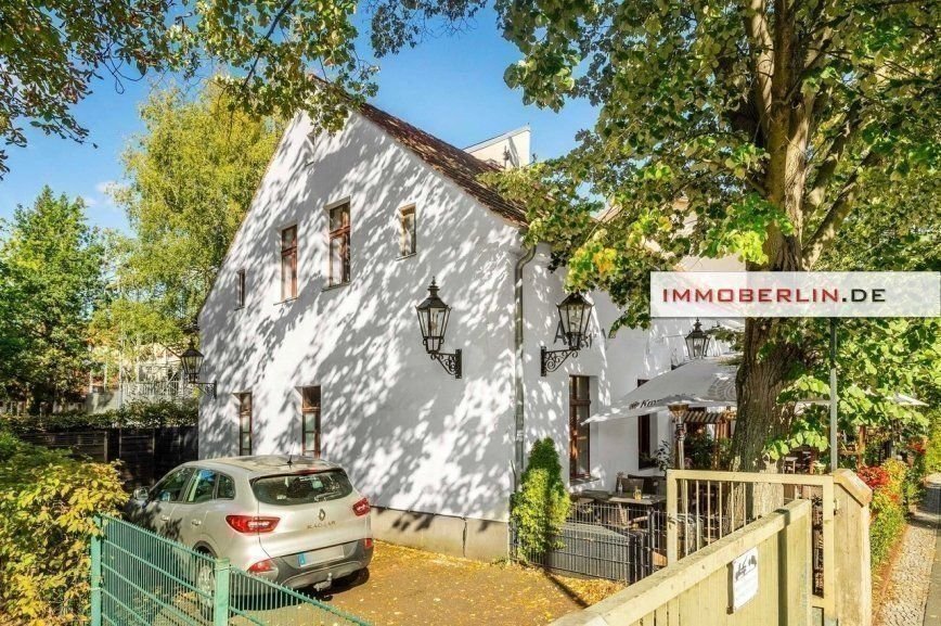 Wohn- und Geschäftshaus zum Kauf als Kapitalanlage geeignet 2.100.000 € 3 Zimmer 123 m²<br/>Fläche 313 m²<br/>Grundstück Zehlendorf Berlin 14163