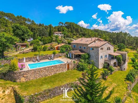 Haus zum Kauf 895.000 € 300 m² 15.452 m² Grundstück Les Vans 07140