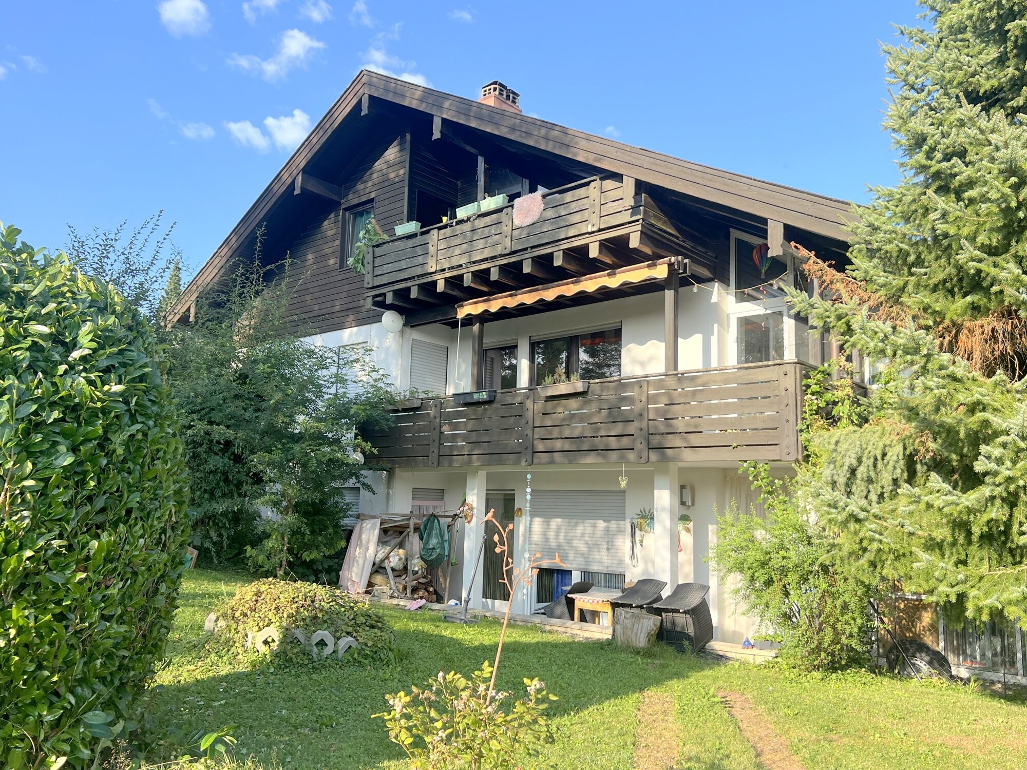 Mehrfamilienhaus zum Kauf 495.000 € 8 Zimmer 207 m²<br/>Wohnfläche 1.177 m²<br/>Grundstück Hütten Rickenbach 79736