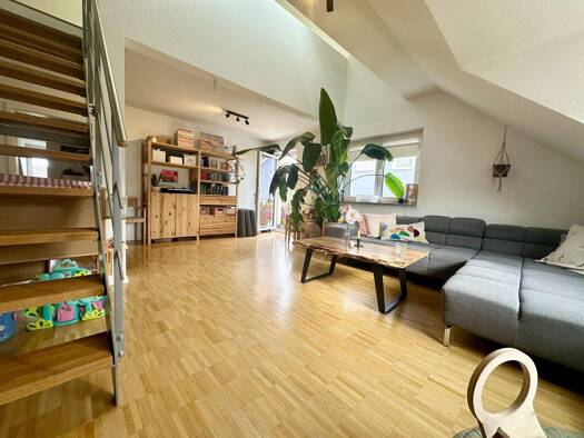 Maisonette zur Miete 950 € 2,5 Zimmer 86 m² 2. Geschoss Lengfeld Würzburg 97076